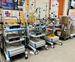 ECMO machine for cardiothoracic surgery