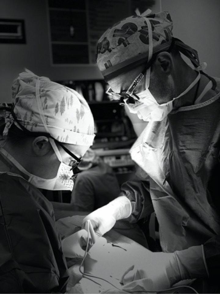 Two surgeons in the operating room
